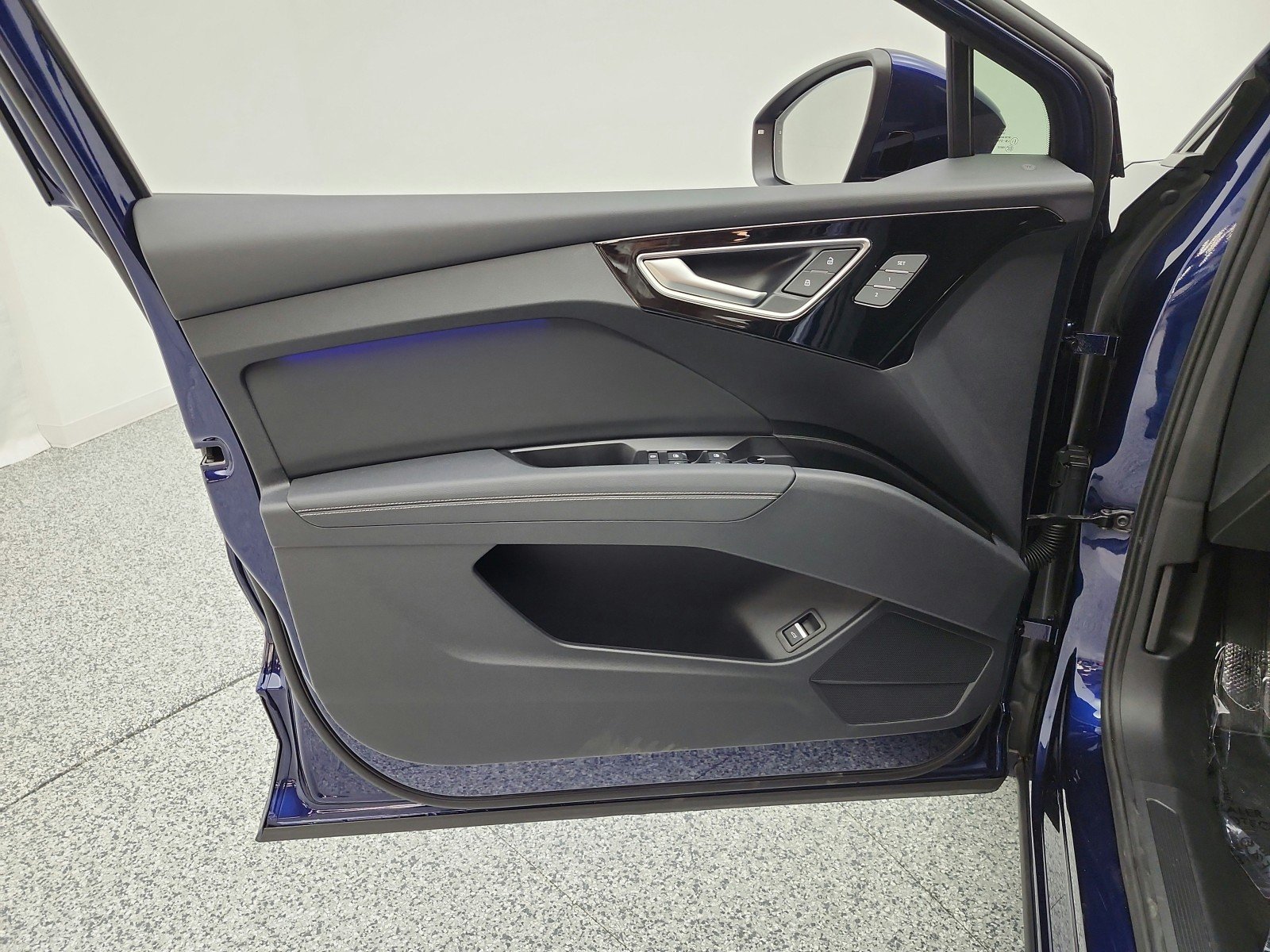 Used 2023 Navarra Blue Metallic Audi Premium Plus 50 quattro image 20