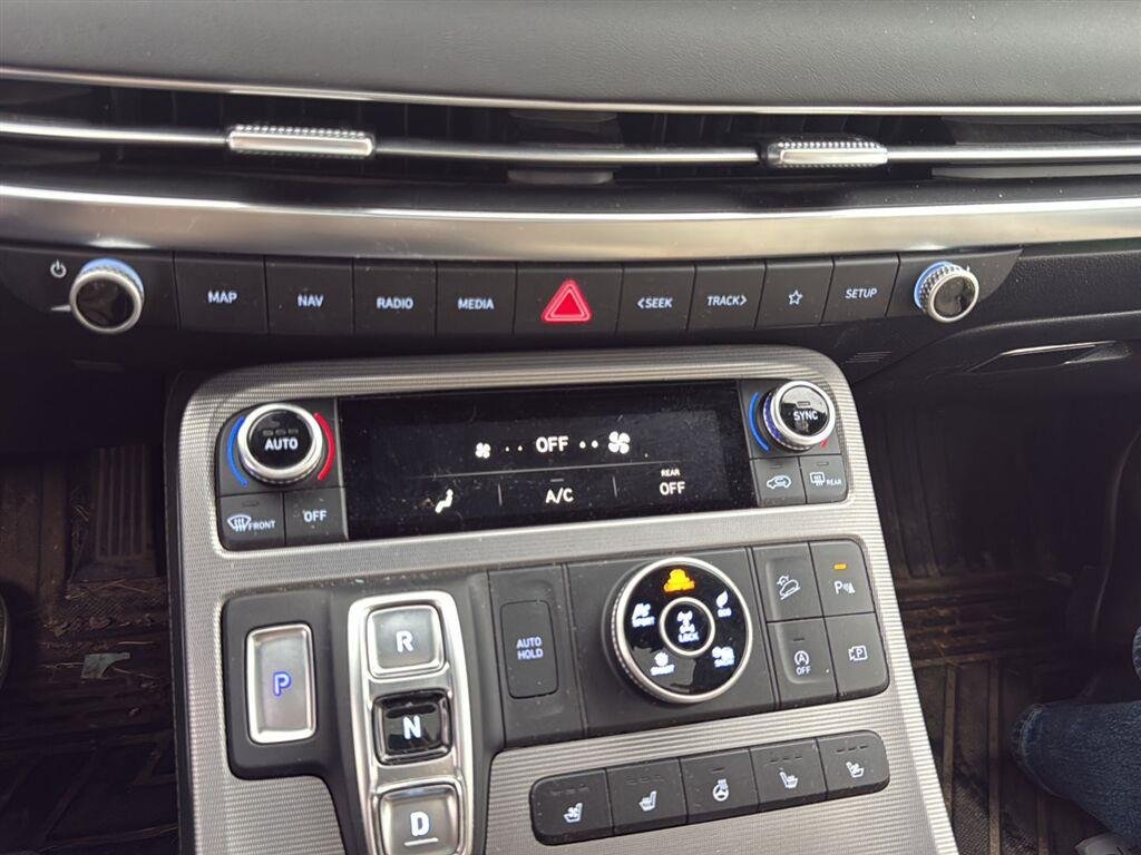 Used 2024 Hyper White Hyundai Calligraphy image 13