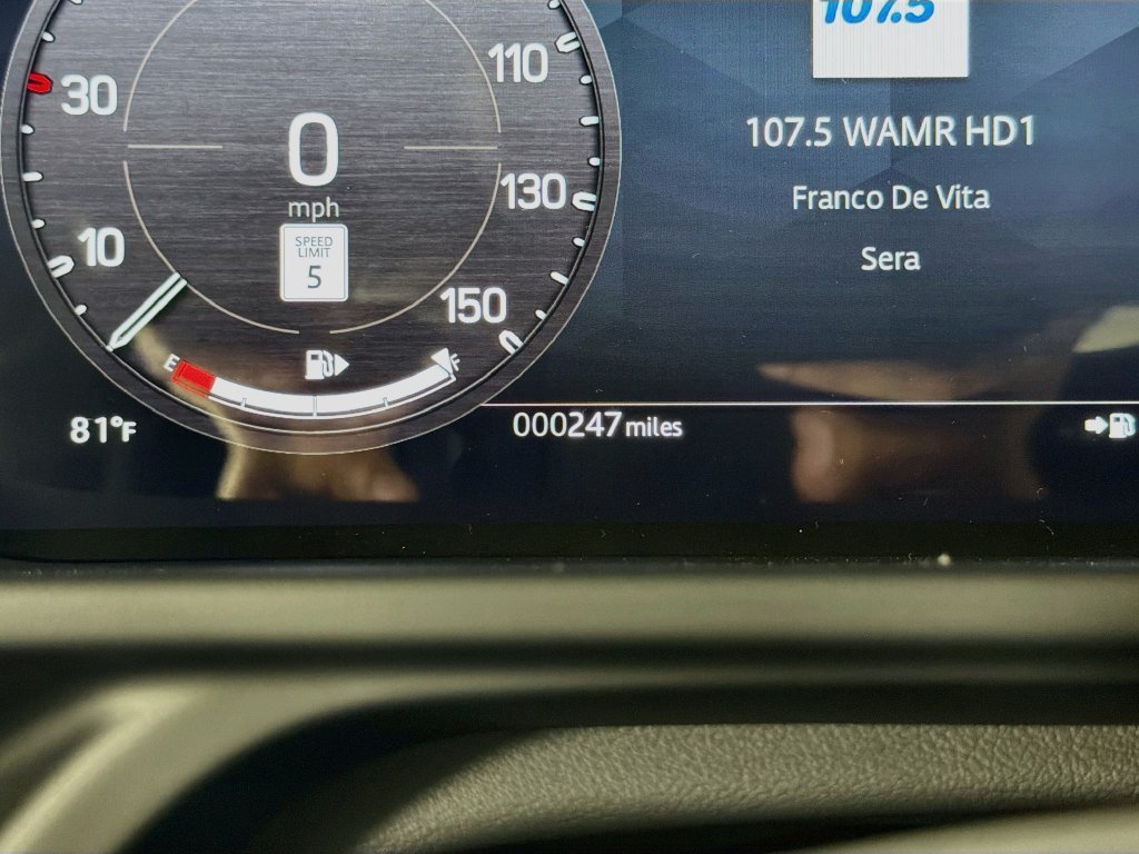 New 2026 Fuji White Land Rover X-Dynamic SE image 12