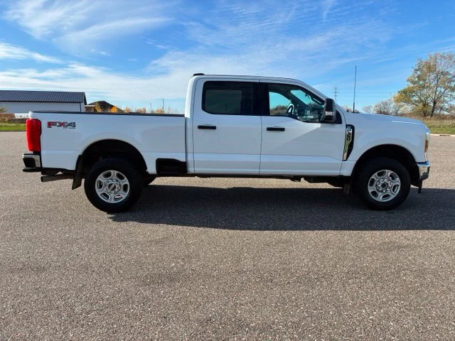 Used 2025 White Ford XLT image 1