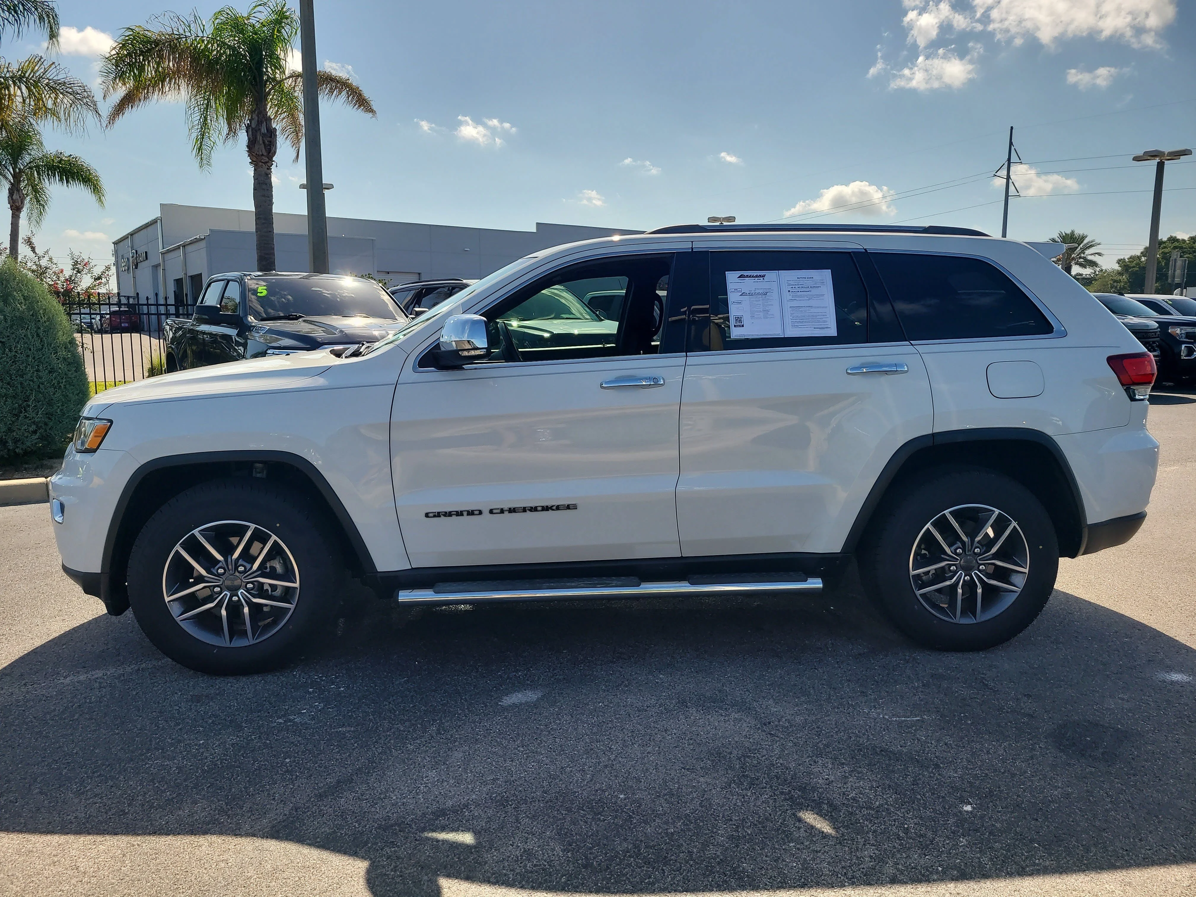 Used 2020 Bright White Clearcoat Jeep Limited image 7
