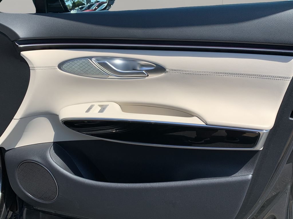 2026 GENESIS GV70 Standard - Photo 33