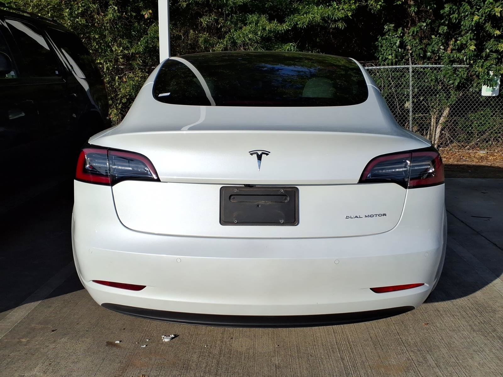 Used 2022 Pearl White Multi-Coat Tesla Long Range image 7