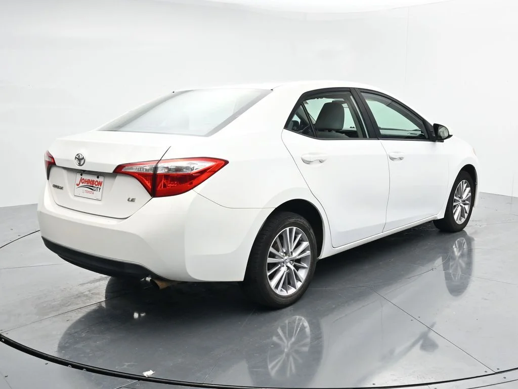 Used 2014 White Toyota LE Plus image 7
