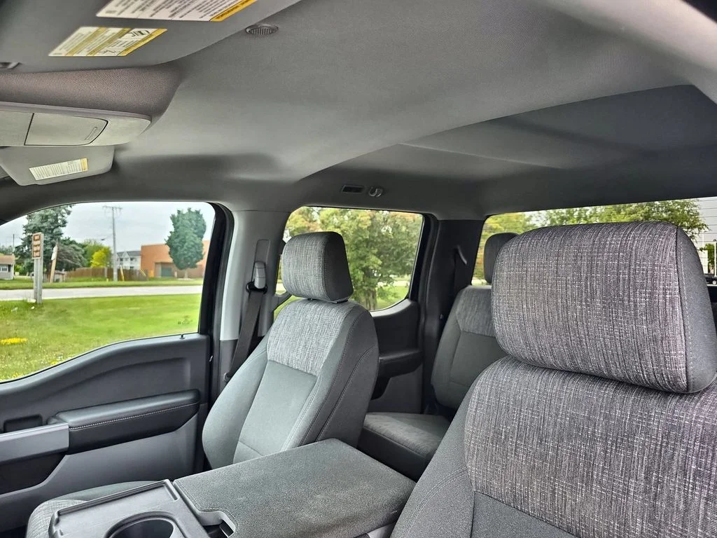 Used 2023 Blue Ford XLT image 19