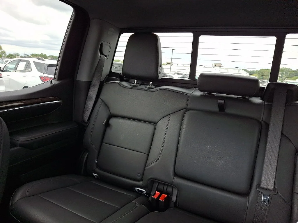 Used 2024 White Chevrolet RST image 19