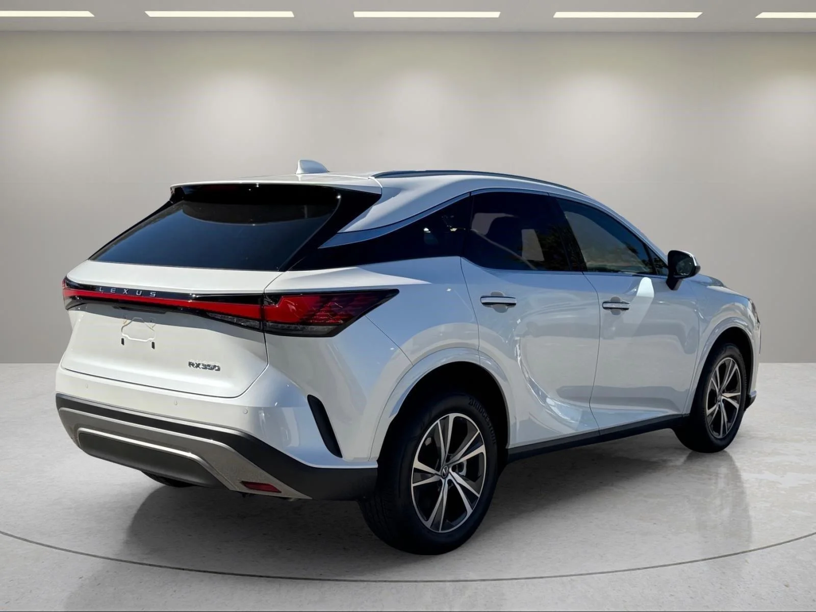 Used 2025 Eminent White Pearl Lexus RX 350 Premium image 5