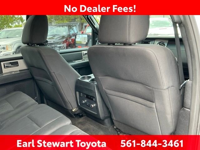 Used 2017 Silver Ford XLT image 34
