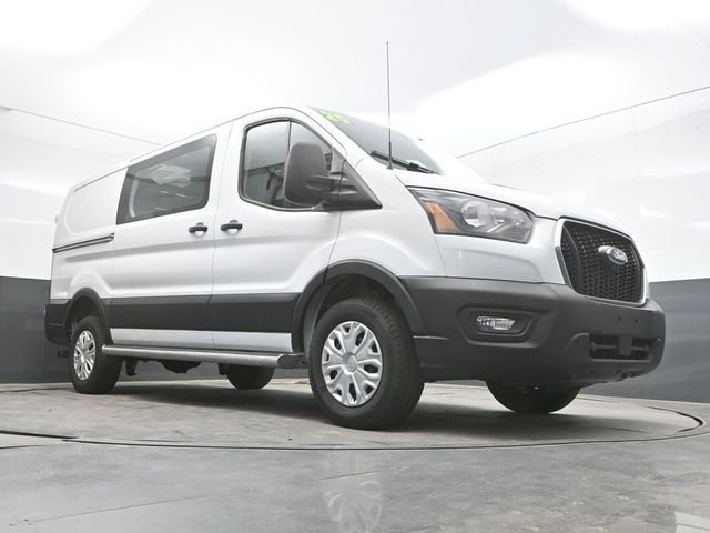 Used 2025 White Ford Base image 38
