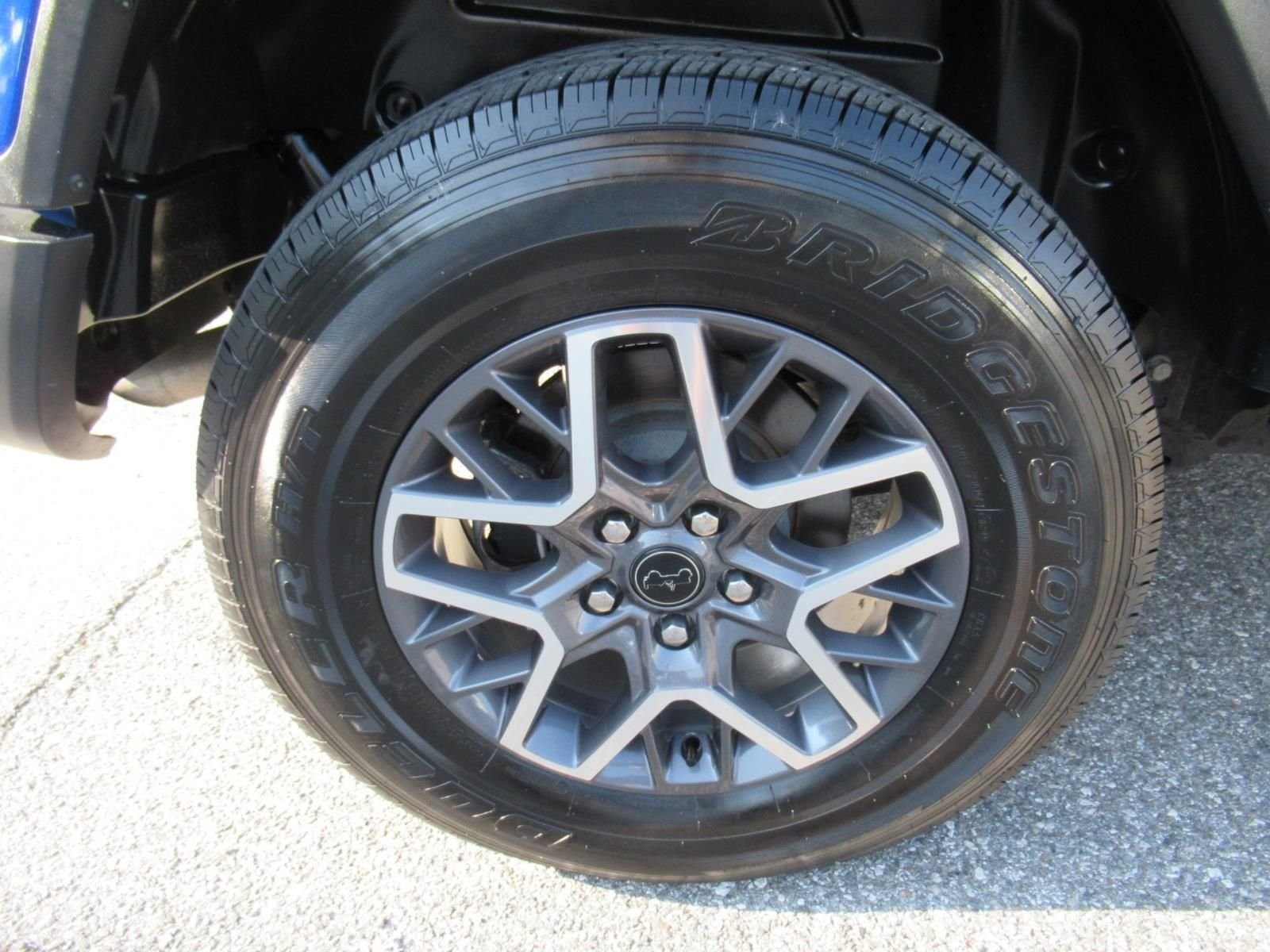 Used 2018 Blue Jeep Unlimited Sahara image 8