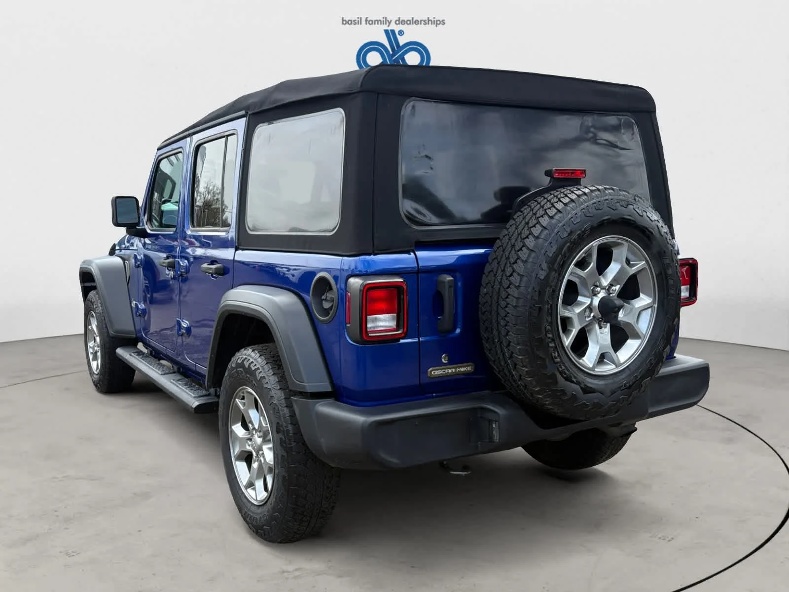 Used 2020 Ocean Blue Metallic Clearcoat Jeep Freedom image 4