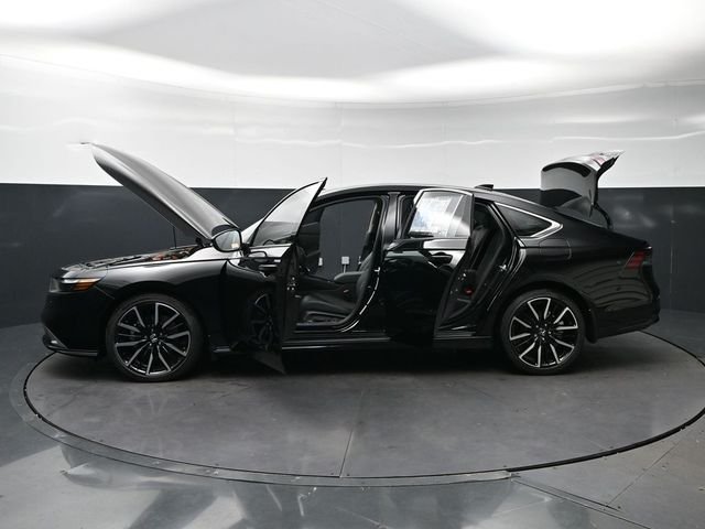 New 2026 Crystal Black Pearl Honda Touring image 36