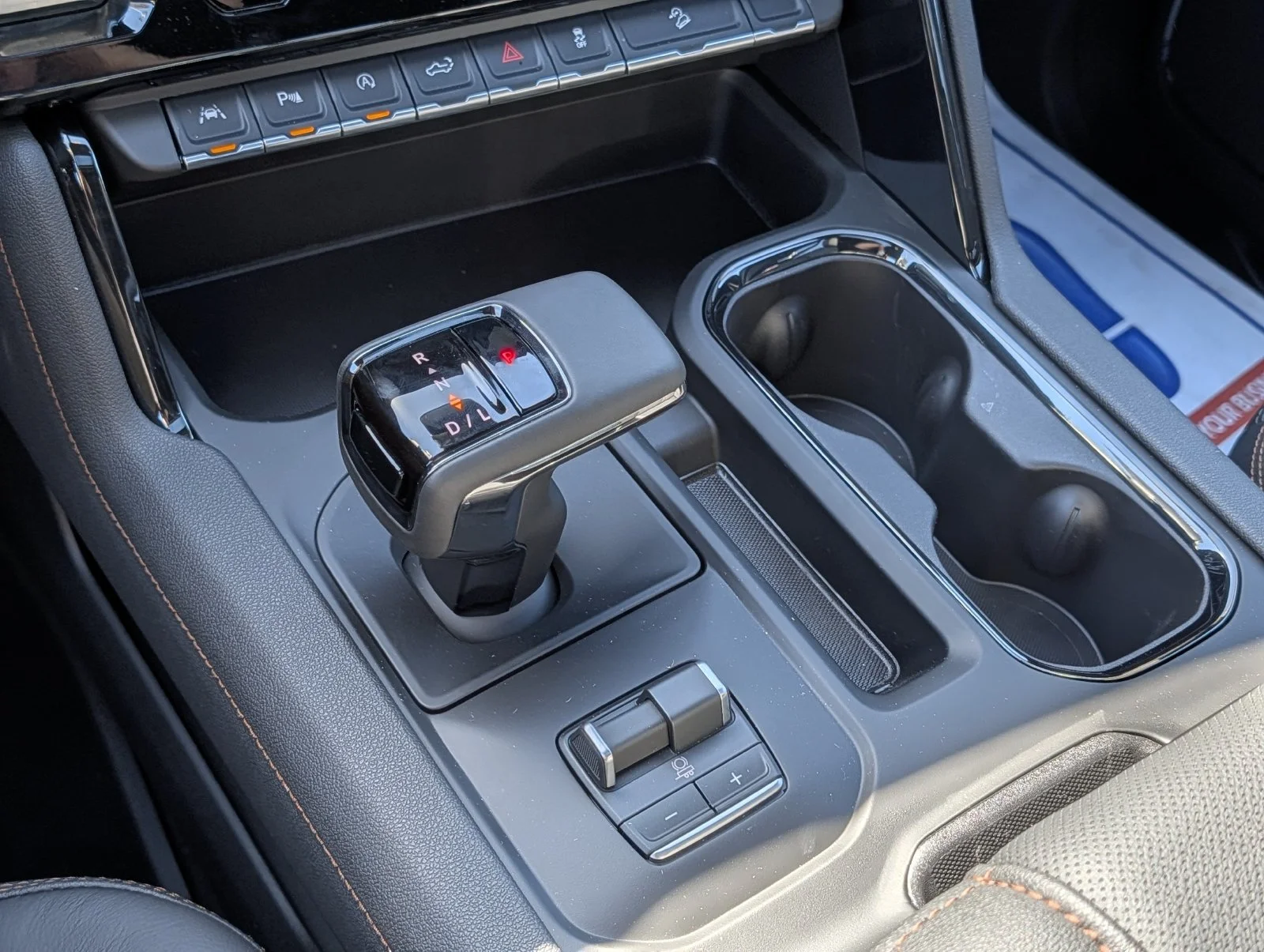 2026 GMC Sierra 1500 AT4 - Photo 12