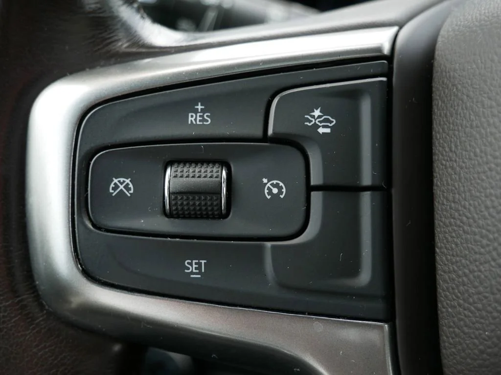 Certified Used 2021 SUMMIT WHITE Chevrolet LT image 22
