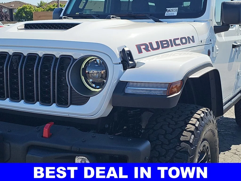 New 2026 Bright White Clear-Coat Exterior Paint Jeep Rubicon X image 32