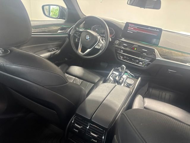 Used 2023 Black BMW 540i image 22
