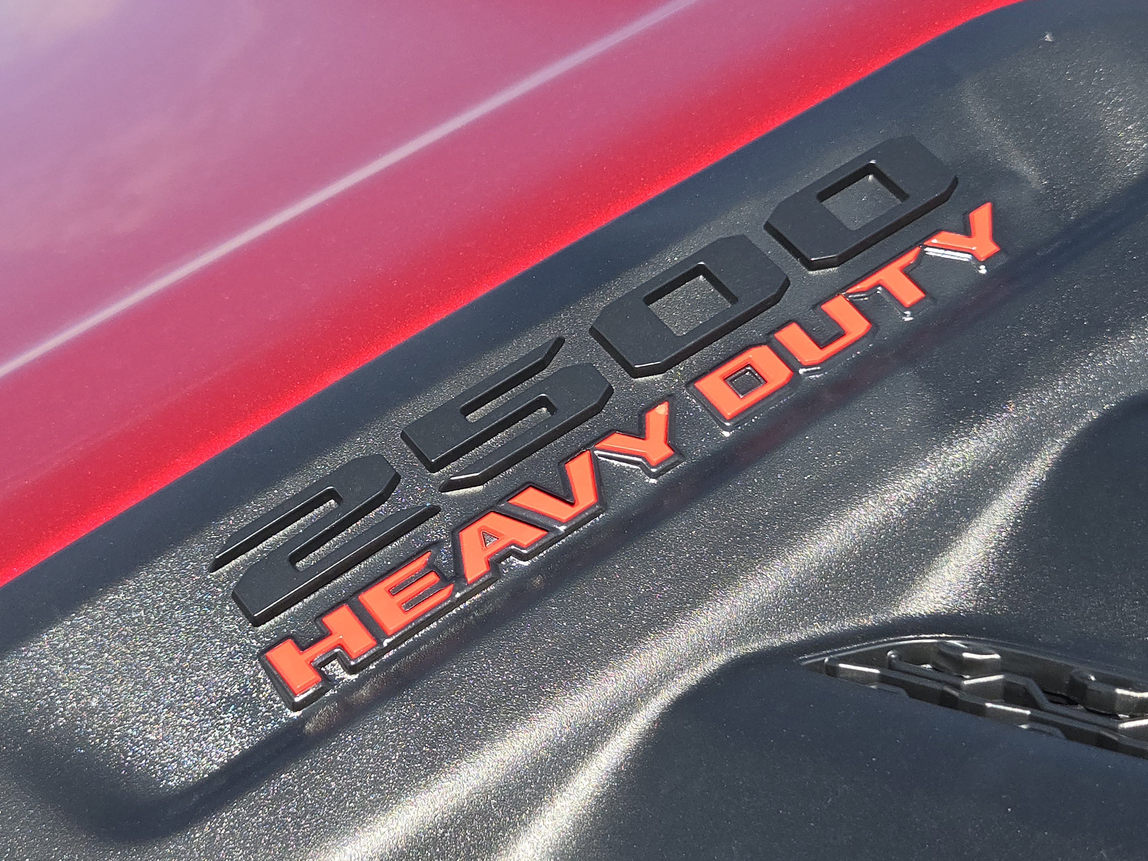 New 2026 Molten Red Pearl-Coat Exterior Paint RAM Laramie image 8