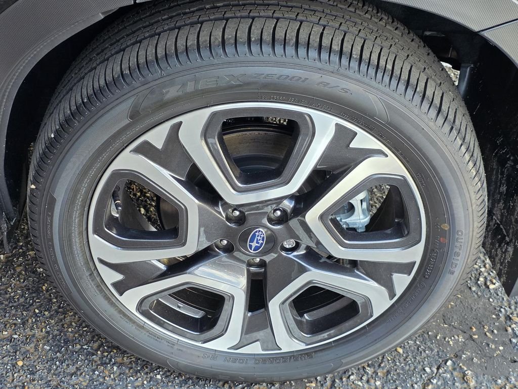 New 2026 CRYSTAL BLACK SILICA Subaru Limited 7-Passenger image 42
