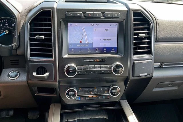 Used 2020 Star White Ford Limited image 15
