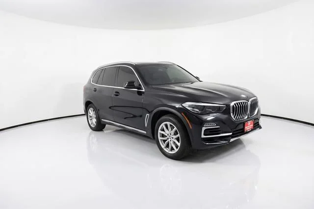 Used 2020 Black BMW xDrive40i image 24