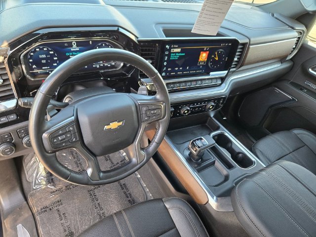Used 2023 Gray Chevrolet High Country image 6