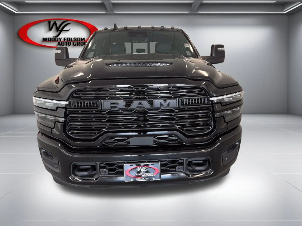 New 2027 Diamond Black Crystal Pearl-Coat Exterior Paint RAM Laramie image 2