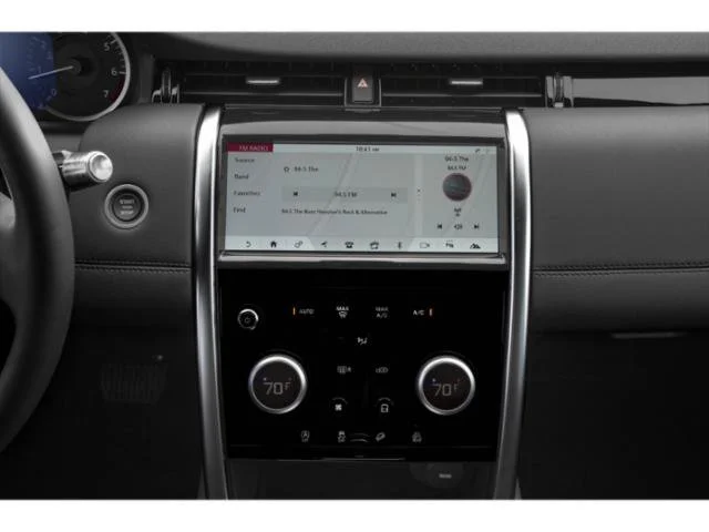 Used 2023 Fuji White Land Rover SE R-Dynamic image 10