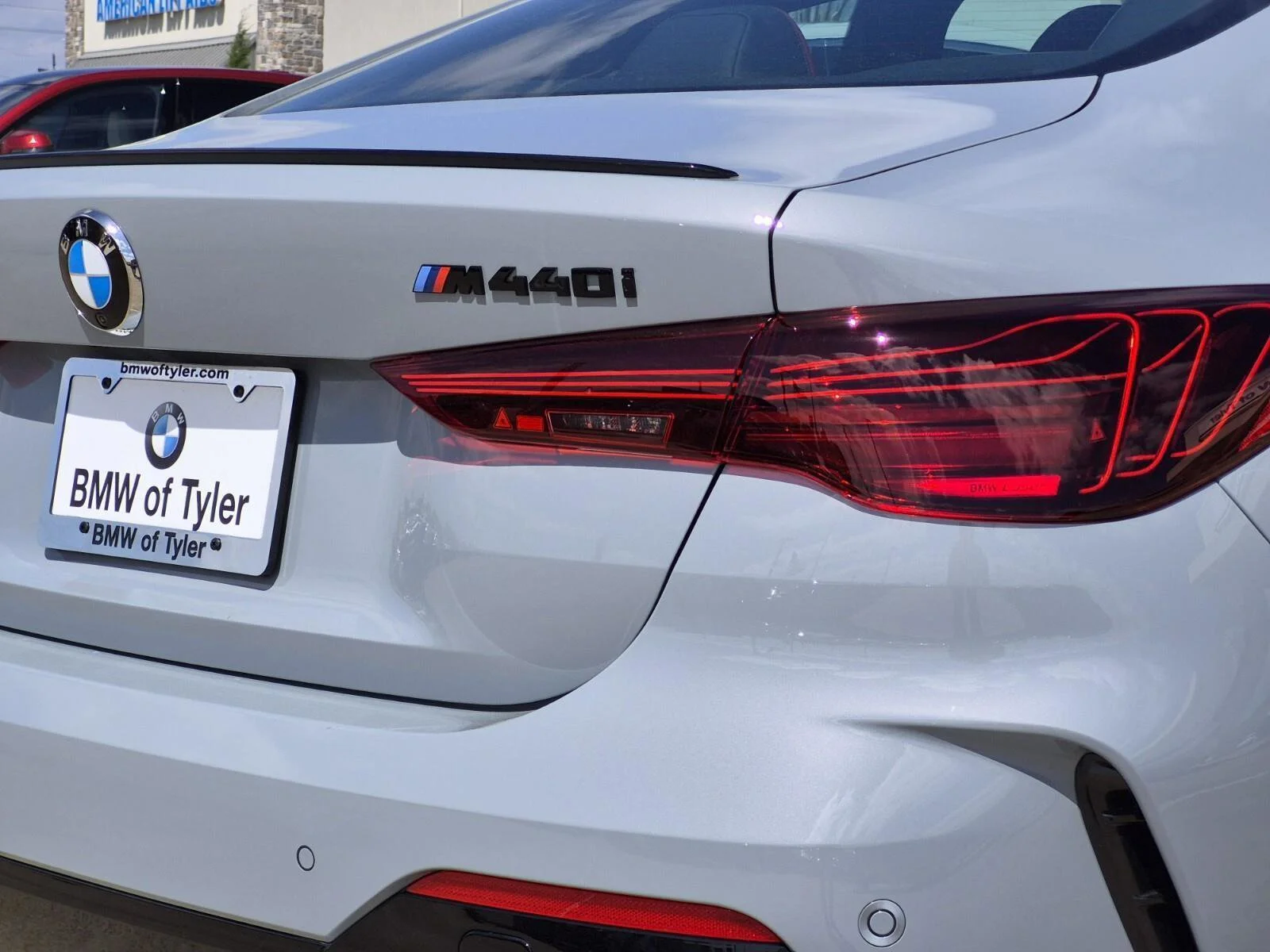 2026 BMW 4 Series M440i - Photo 10