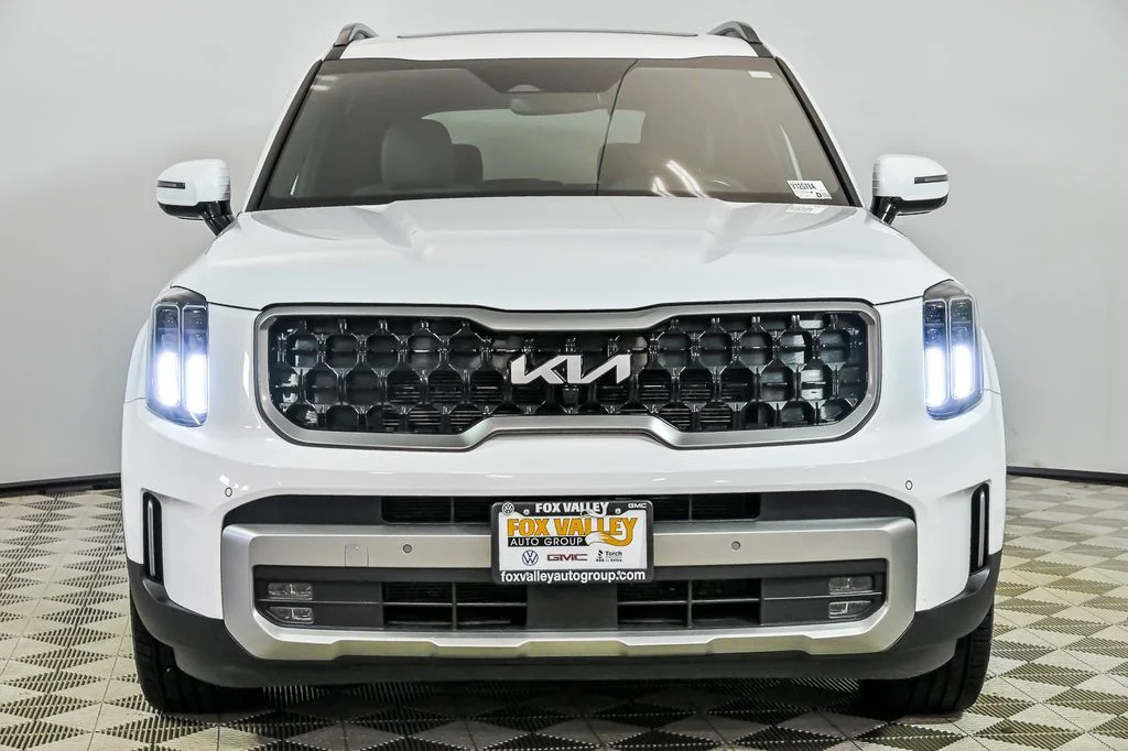 Used 2023 White Kia SX X-Line image 4