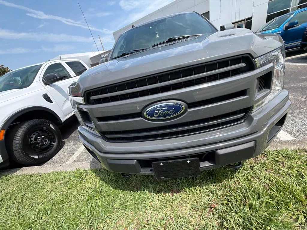 Used 2020 Gray Ford XLT image 2