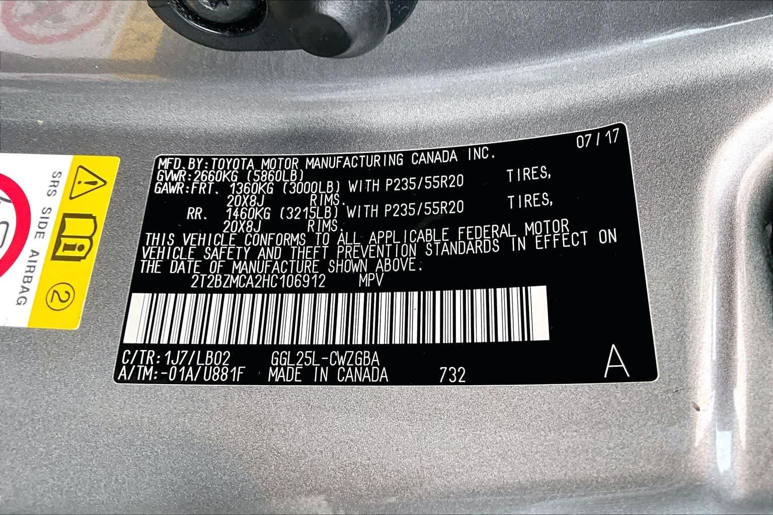 Used 2017 Atomic Silver Lexus  image 34