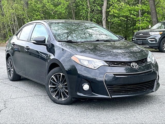 2016 Toyota Corolla Special Edition AT's photo