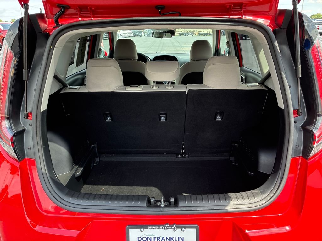 Used 2025 Red Kia LX image 18