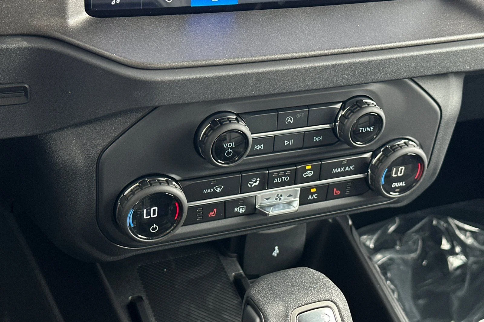 New 2026 Velocity Blue Metallic Ford Big Bend® image 17