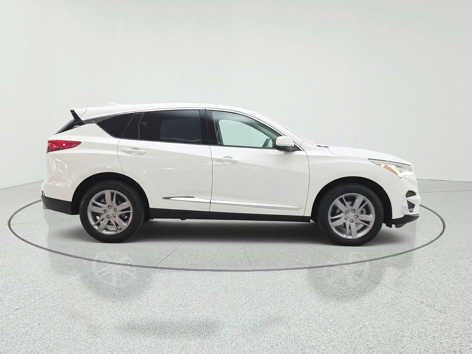 Used 2019 White Diamond Pearl Acura FWD w/Advance Pkg image 4