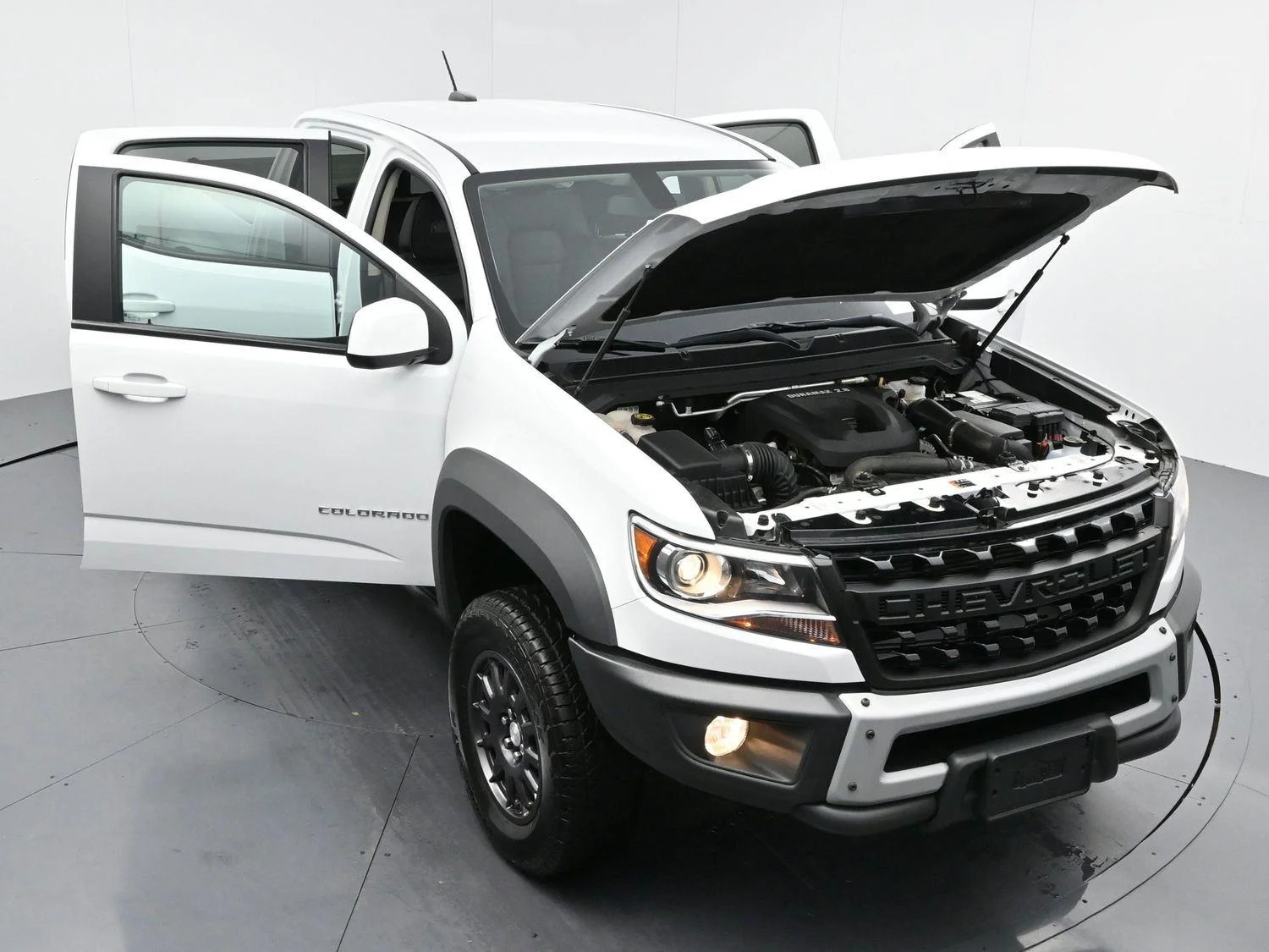 Used 2022 Summit White Chevrolet ZR2 image 37