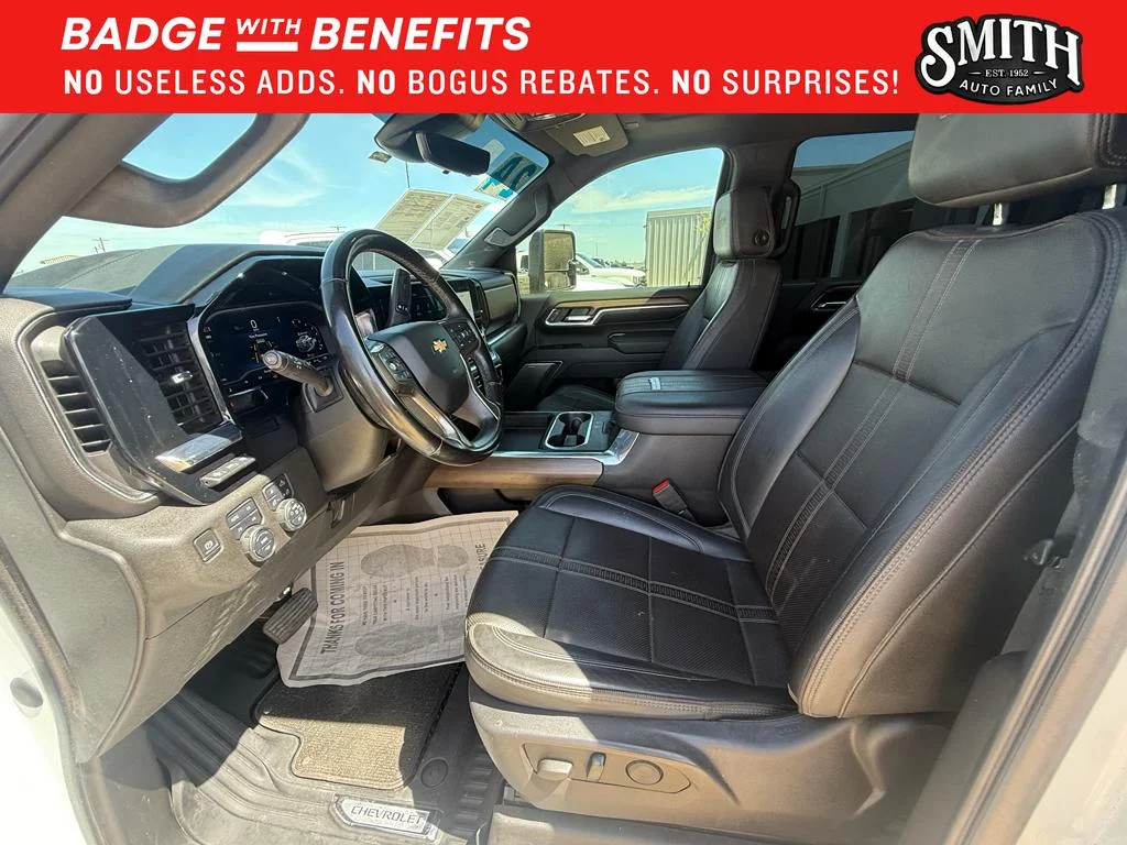 Used 2024 Iridescent Pearl Tricoat Chevrolet High Country image 11