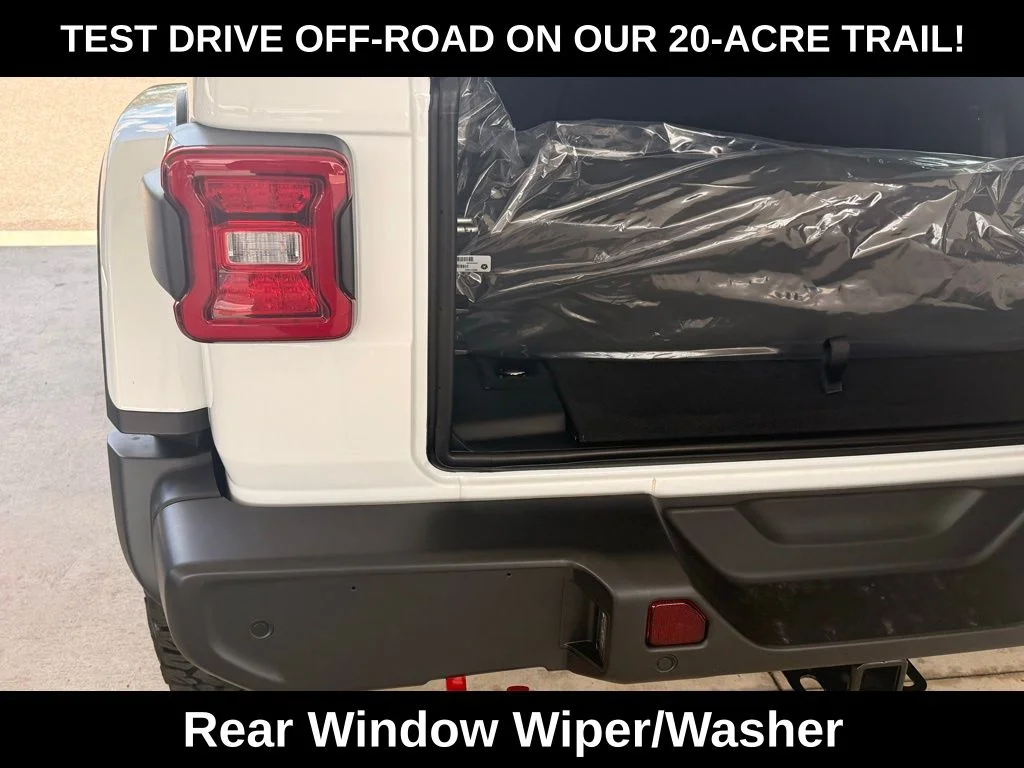 New 2026 Bright White Clear-Coat Exterior Paint Jeep Rubicon image 37