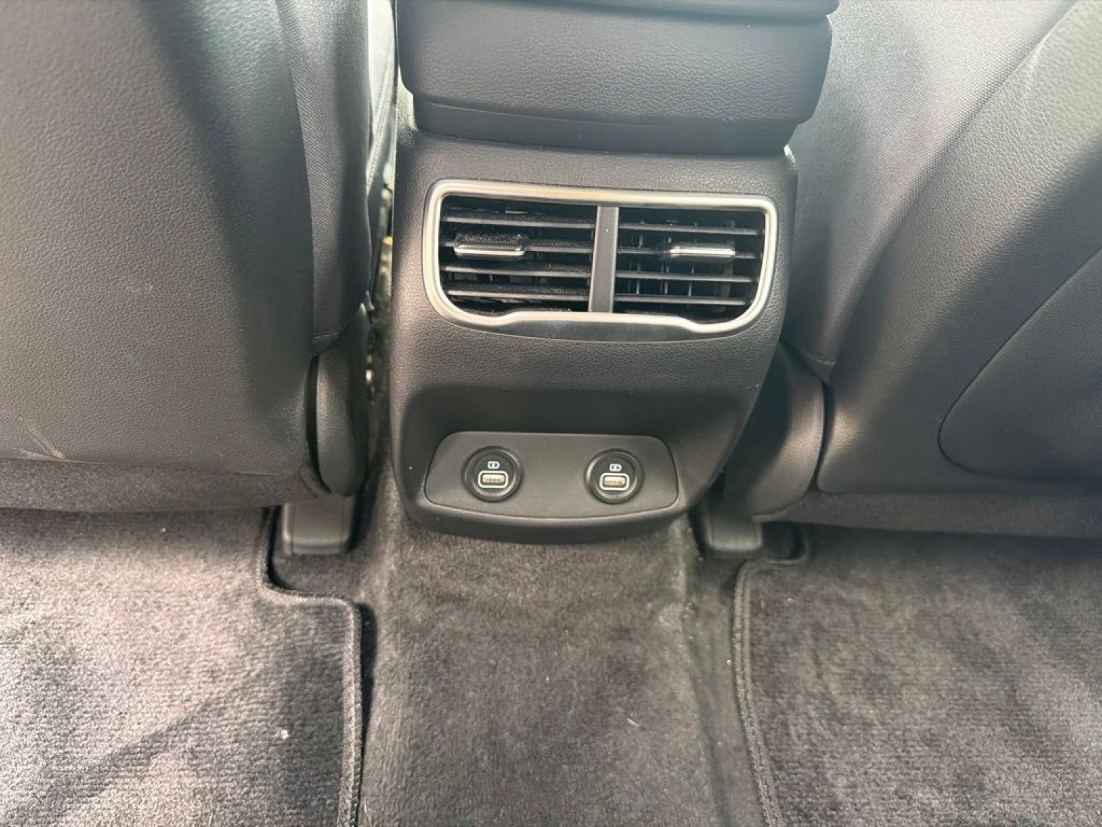 Used 2023 White Pearl Hyundai SEL image 10
