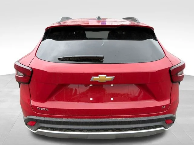 2026 Chevrolet Trax LT - Photo 4