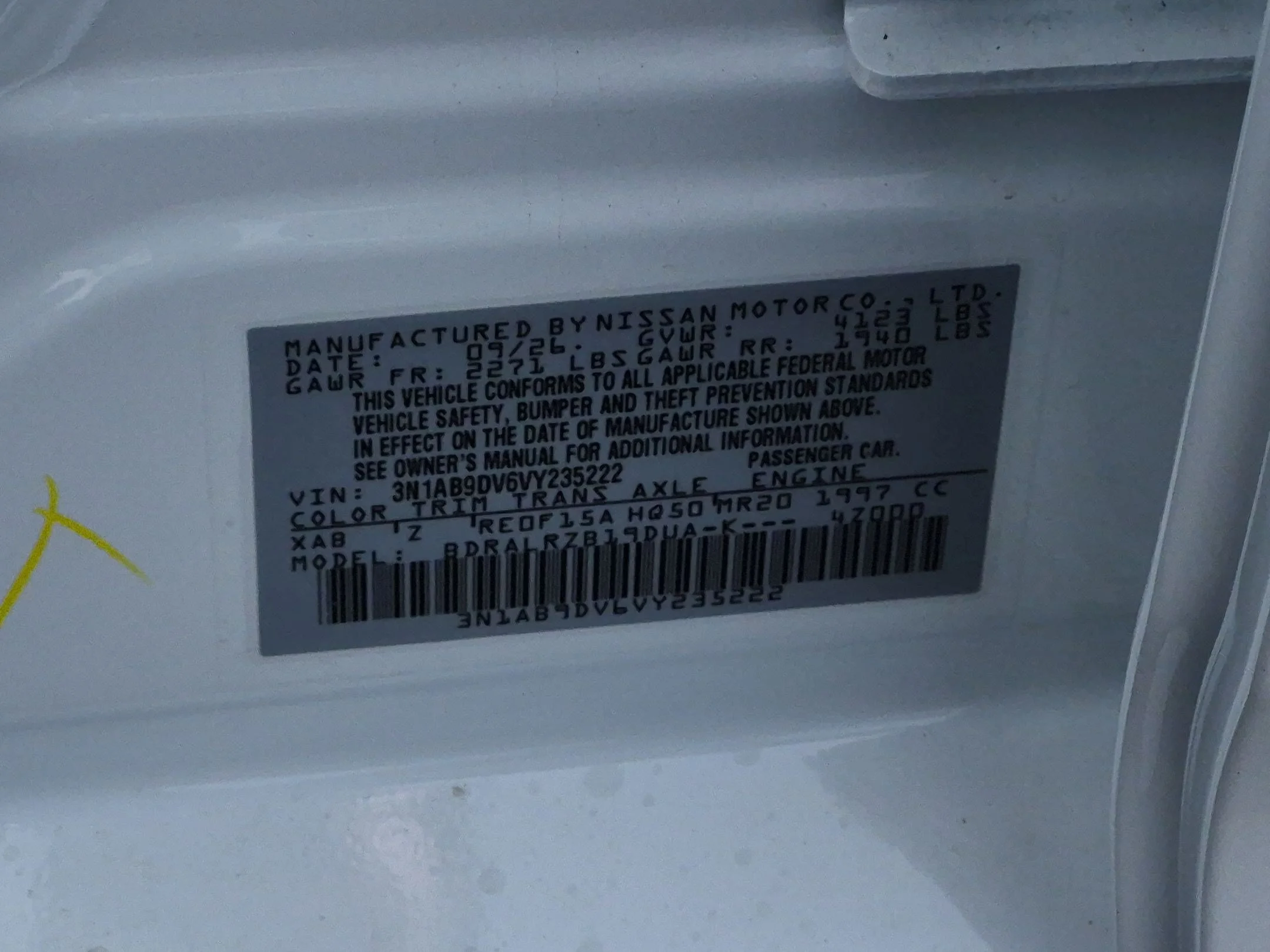 New 2027 Aspen White TriCoat / Super Black Two-tone Nissan SR image 32