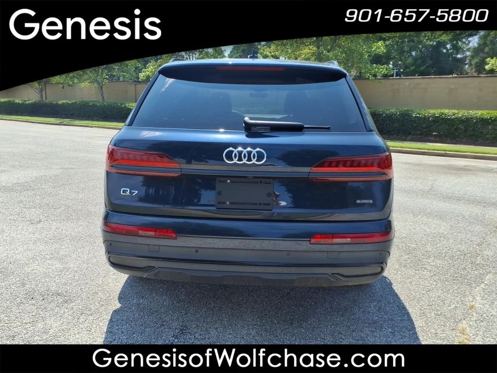 Used 2024  Audi 45 Premium Plus image 4