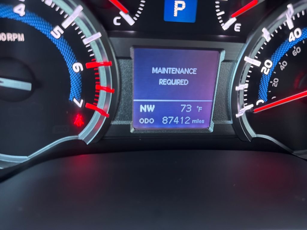 Used 2019 Classic Silver Metallic Toyota SR5 Premium image 18