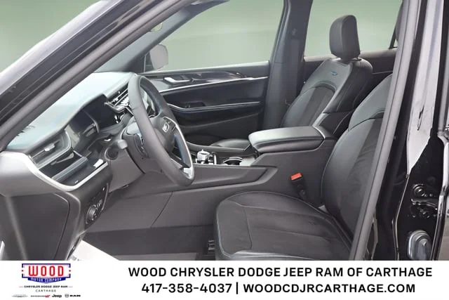 Used 2023 Diamond Black Crystal Pearlcoat Jeep Trailhawk 4xe image 24
