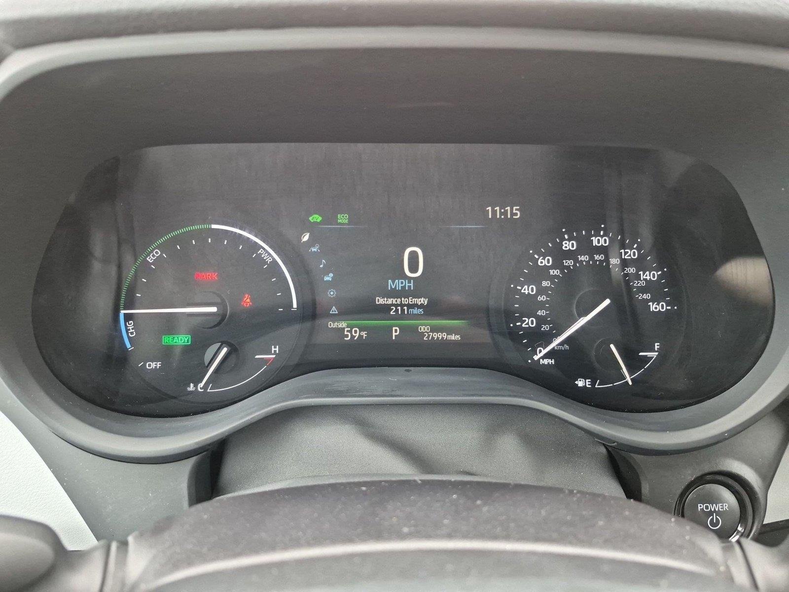 Used 2025 Wind Chill Pearl Toyota XLE image 21