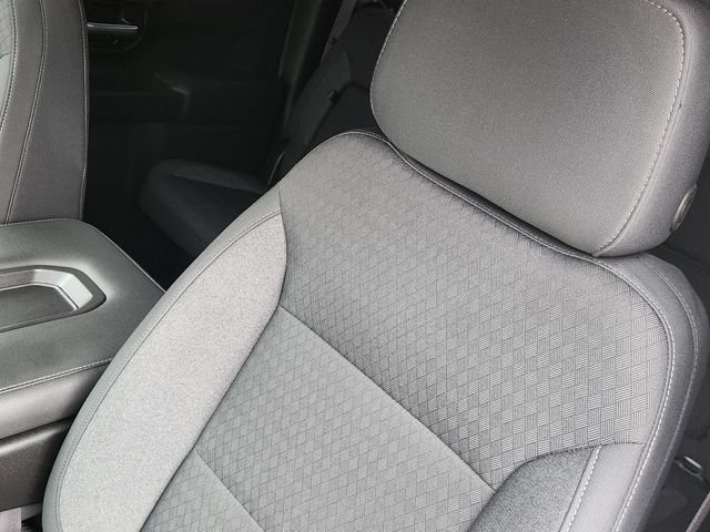 Used 2021 SILVER ICE METALLIC Chevrolet LT image 24