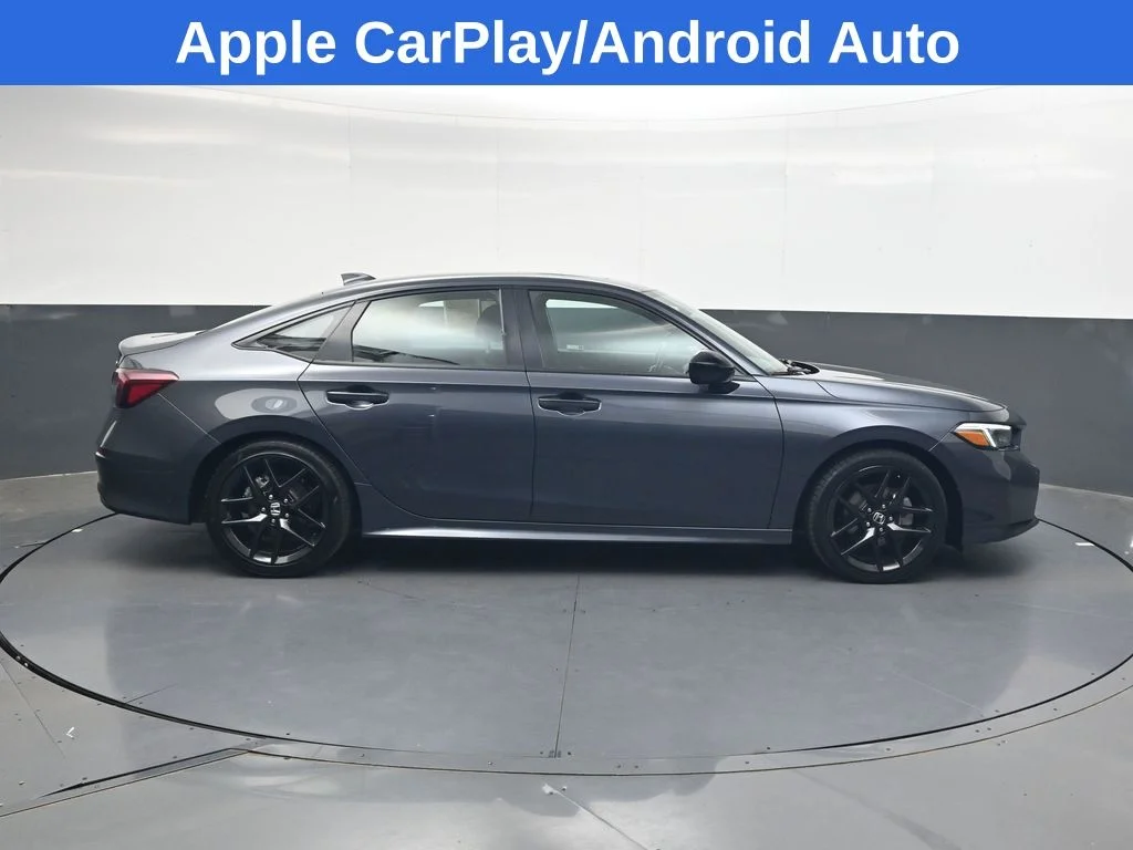 Used 2025 Meteorite Gray Metallic Honda Sport image 3