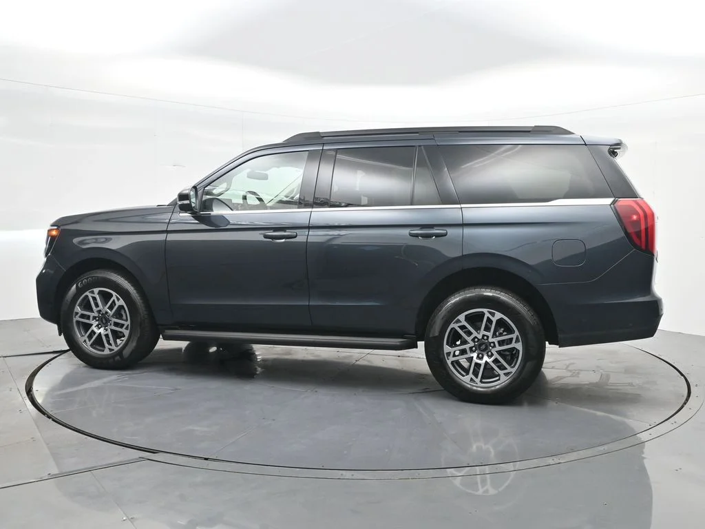 New 2025 Stone Blue Metallic Ford Active image 10