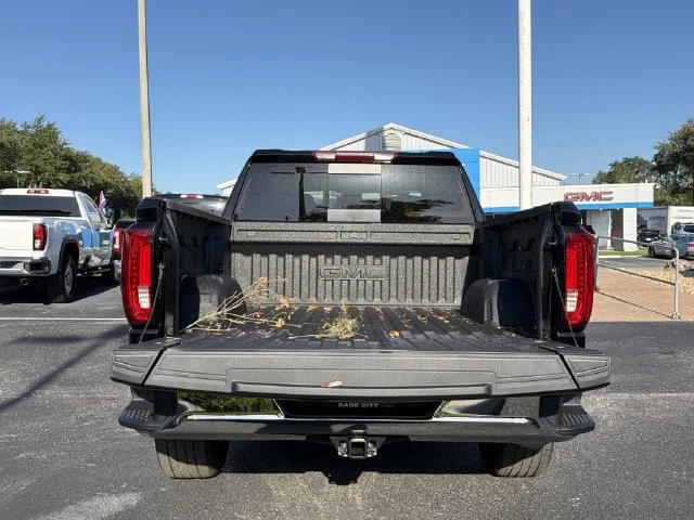 New 2026 Onyx Black GMC SLT image 9
