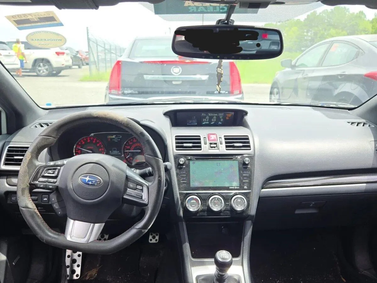 Used 2016 Crystal White Pearl Subaru Limited image 2